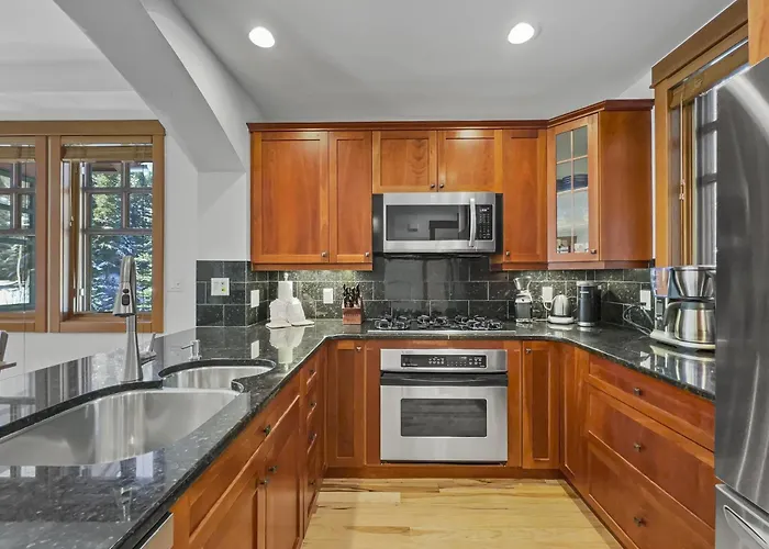 Union Creek Townhome 164d New Listing! *